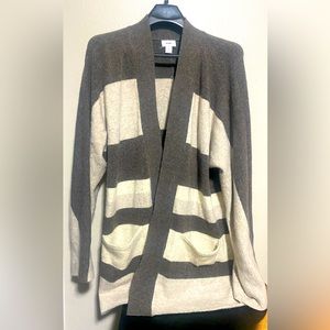 💰2/$10 Used Womens old navy cardigan brown&cream - size xl